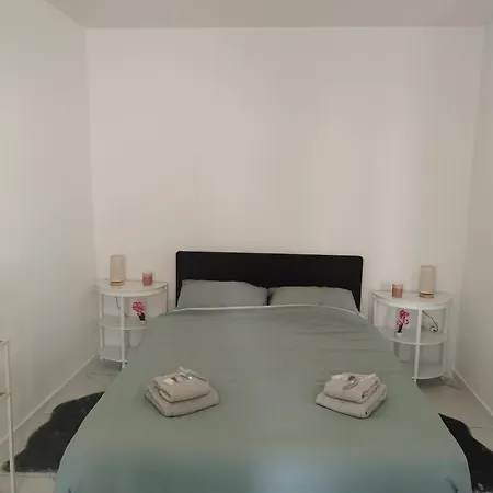 L'anil Garden With Garage Private